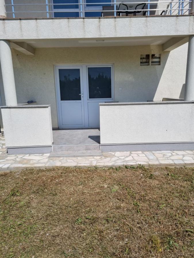 באר Apartmani Ani מראה חיצוני תמונה