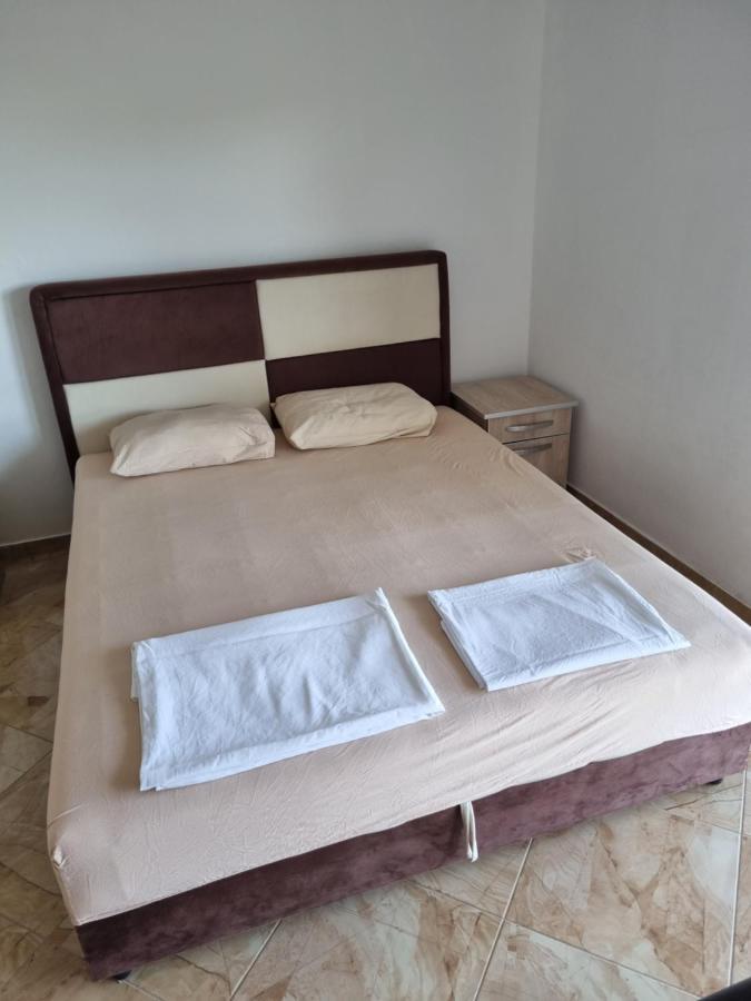 באר Apartmani Ani מראה חיצוני תמונה