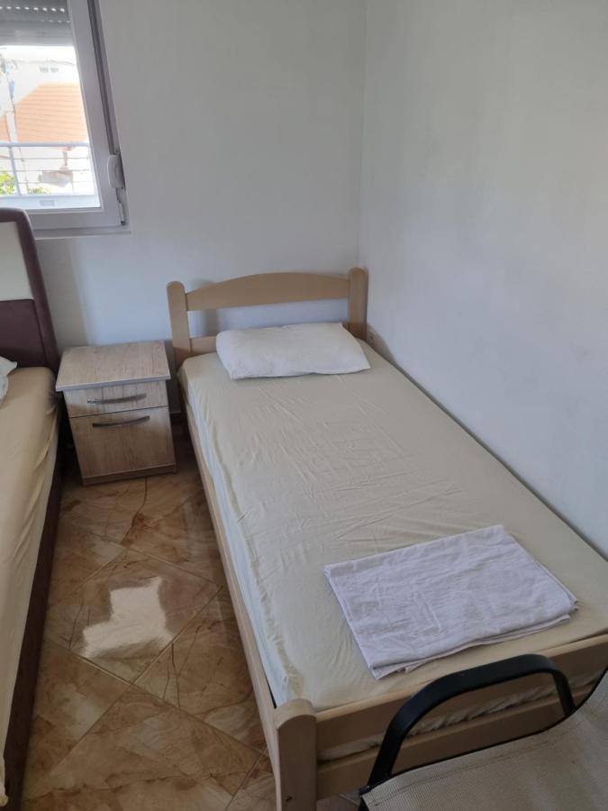 באר Apartmani Ani מראה חיצוני תמונה